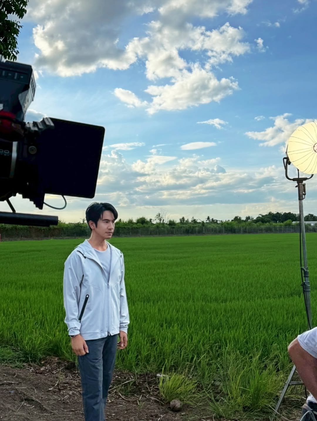 โป๊ป ธนวรรธน์ เคลื่อนไหวโซเชียล อวดภาพล่าสุดทำแฟนคลับแห่คอมเมนต์คิดถึง