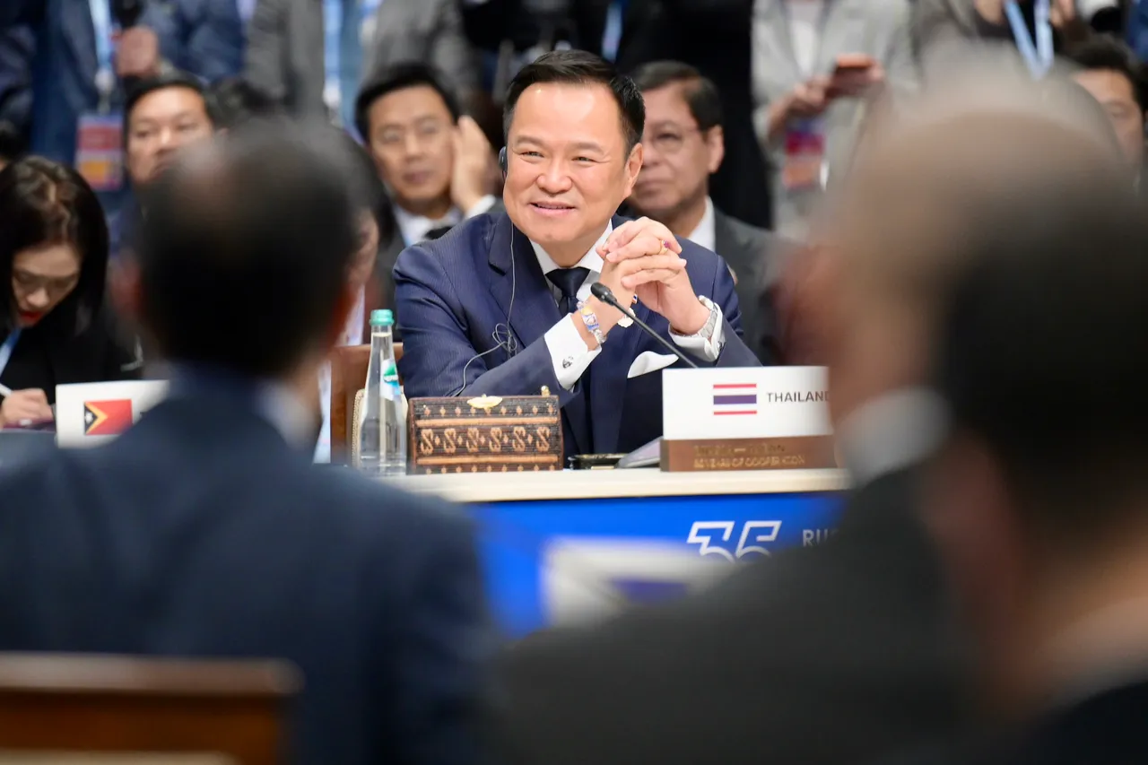 “อนุทิน” ปลอดภัยดีหลังเยือนรัสเซีย เผชิญเหตุยูเครนส่งโดรนถล่มมอสโกช่วงประชุมอาเซียน