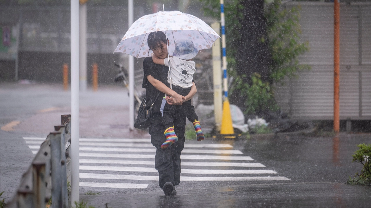 ญี่ปุ่นเผชิญฝนถล่มหนักทั่วประเทศ เตือนภัยพายุ 2 ลูกจ่อซ้ำเติม