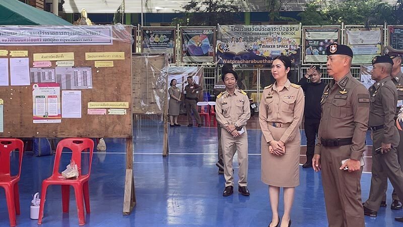 เลือกตั้งผู้ว่าฯ กทม. ช่วงเช้าไร้เหตุผิดปกติ ตร.ตรึงกำลังเข้ม 1 หมื่นนายดูแลความเรียบร้อย