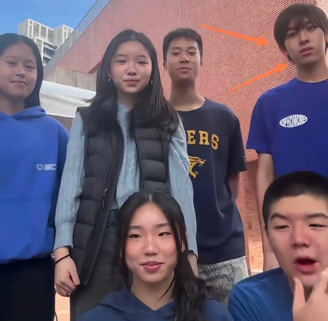 เปิดภาพล่าสุด 'คิมี่' ลูกชายจิมมี่ หลิน ในวัย 17 ปี สยบข่าวลือหน้าตาหลังห่างหายจากสื่อกว่าทศวรรษ