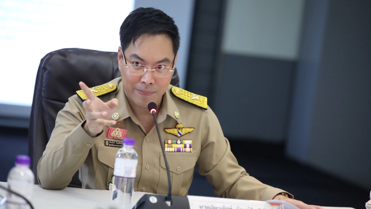 “อัครนันท์” สั่งสอบด่วนปมเปลี่ยนบัญชีสอบครูผู้ช่วย ย้ำรัฐต้องรับผิดชอบหากทำประชาชนเสียหาย