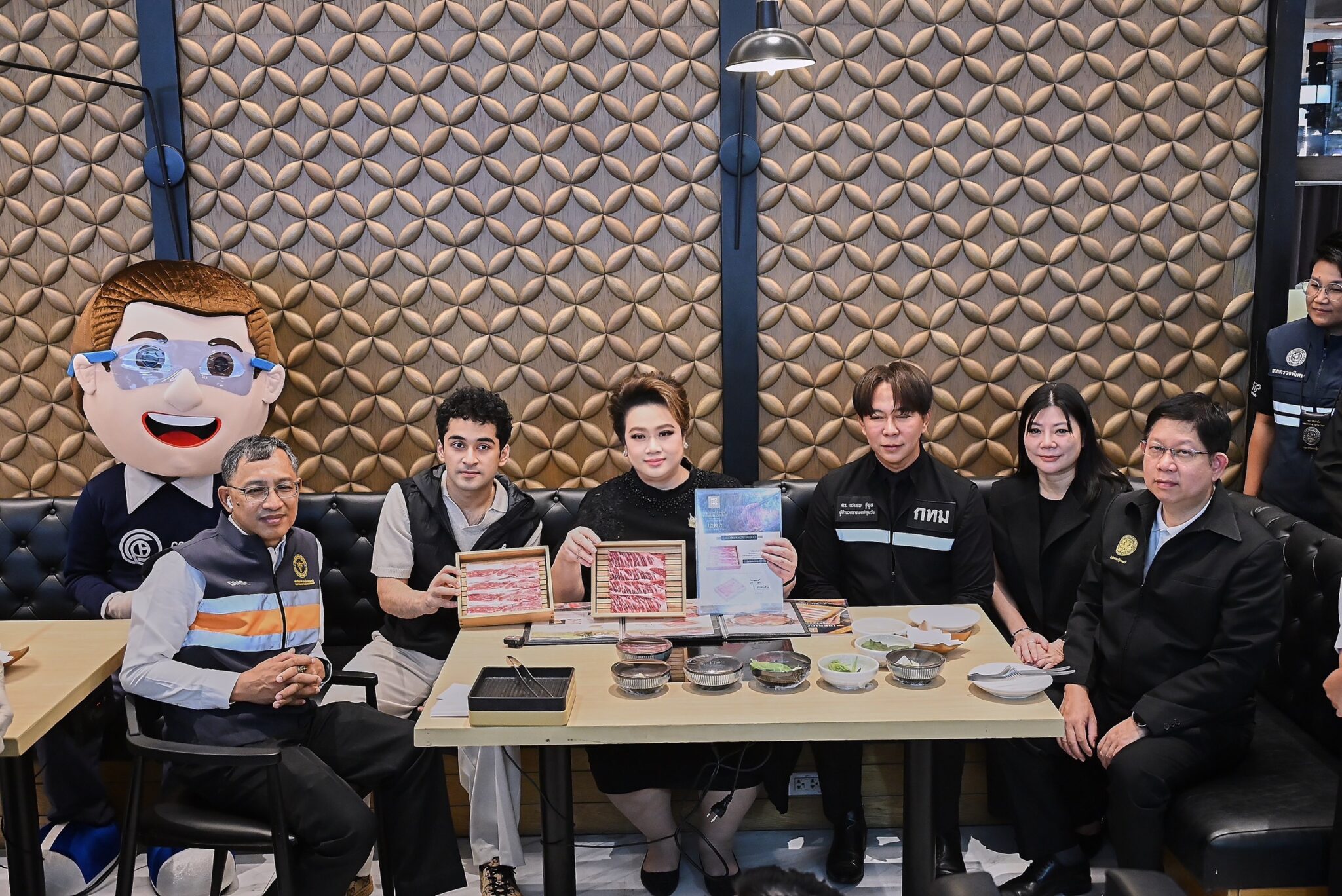 ศุภมาส สั่งลุยตรวจร้านบุฟเฟต์ย่านปทุมวัน ย้ำโฆษณาต้องตรงปก ห้ามเอาเปรียบผู้บริโภค