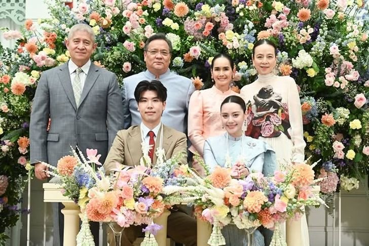ชื่นมื่น! 'หยดน้ำ นิวาตวงศ์' ลูกสาว 'ปู-ขวัญฤดี' เข้าพิธีฉลองมงคลสมรสสุดอบอุ่น