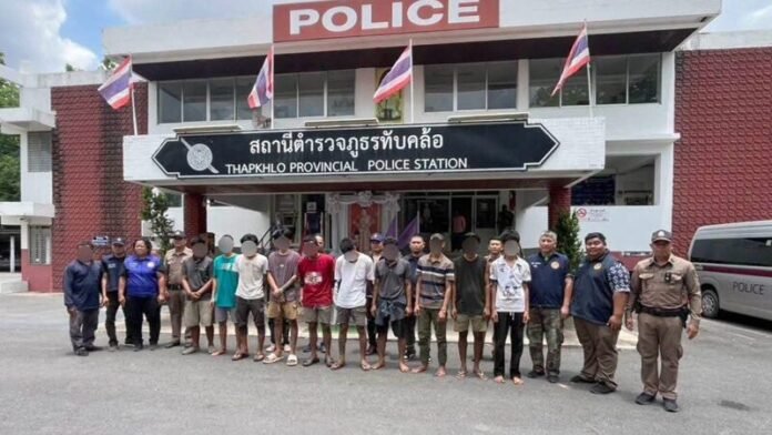 รวบแรงงานเมียนมา 21 ชีวิต ถูกนายหน้าทิ้งกลางป่า หลังด่านตรวจเข้มงวด
