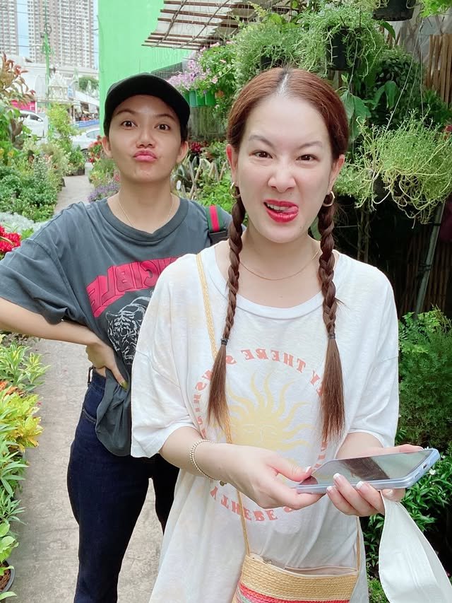 มิตรภาพ 15 ปี จ๊ะ นงผณี ซึ้งใจ ได๋ ไดอาน่า พี่สาวคนแรกที่หยิบยื่นโอกาสให้ในวงการ