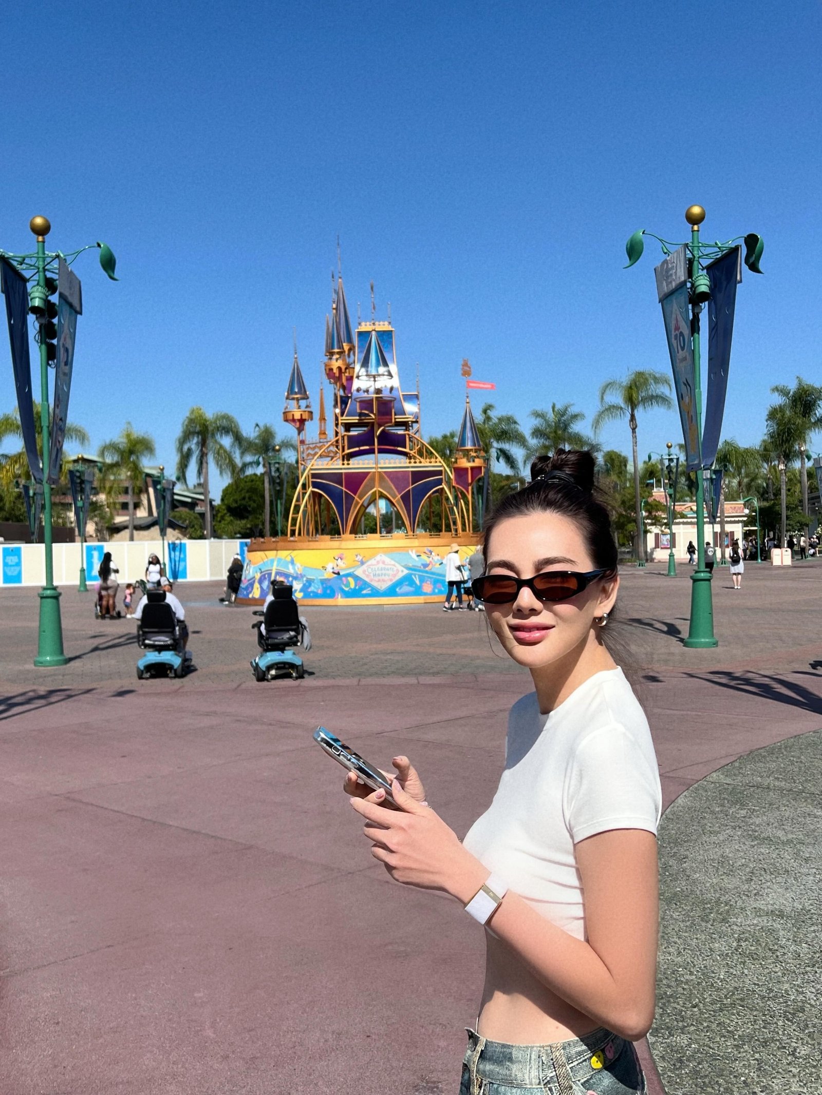 ดิว อริสรา เปิดใจถึงความรักครั้งใหม่ ขอพื้นที่ส่วนตัวและโฟกัสที่ผลงาน