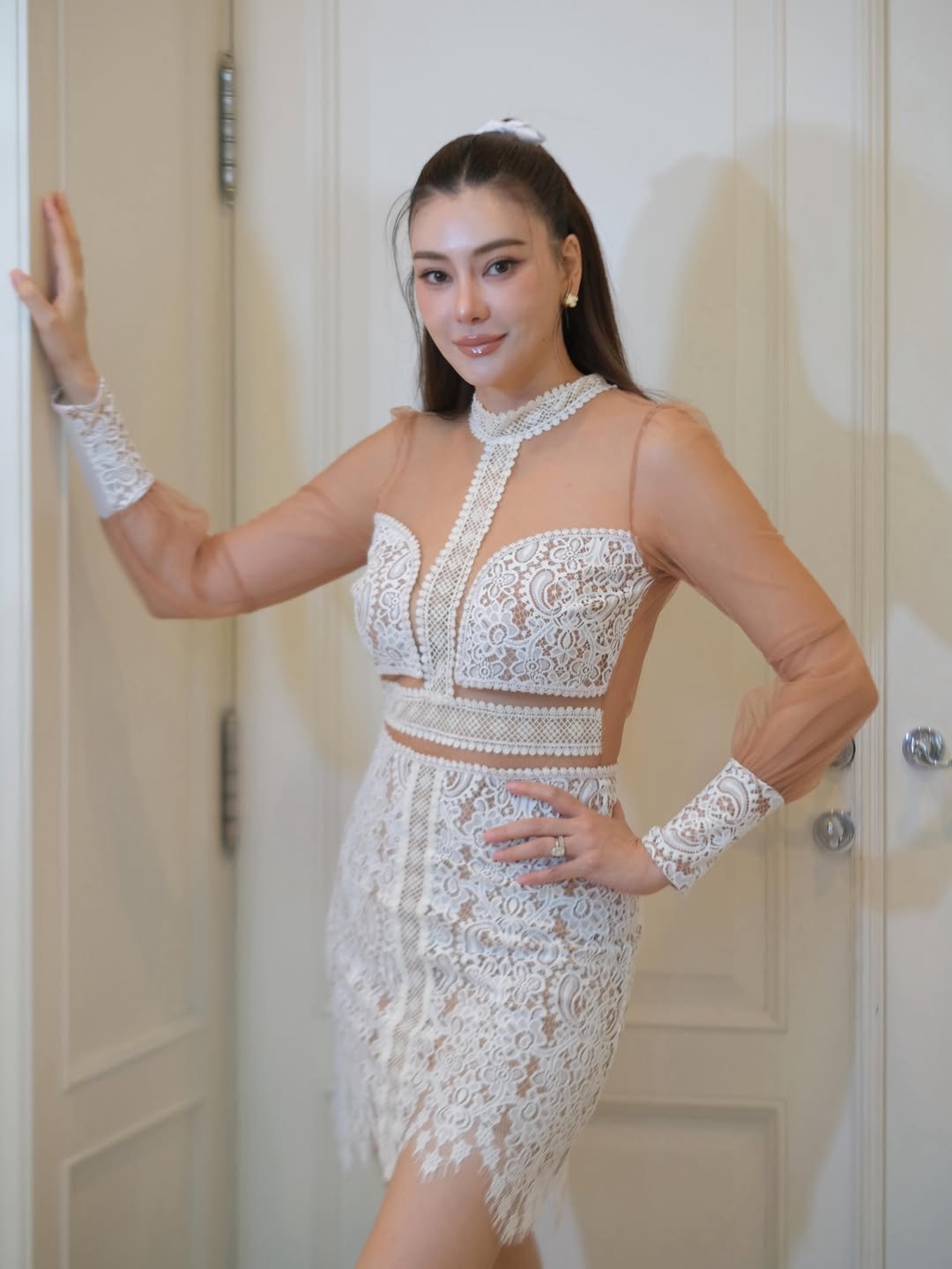 ส่องลุคว่าที่เจ้าสาว 'โอ๋ ภัคจีรา' สวยออร่าจับ เตรียมลั่นระฆังวิวาห์ปลายปีนี้