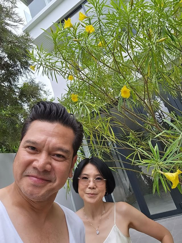 เปิดภาพ 'บ้านสุขสมใจ' บ้านหลังใหม่สุดอบอุ่นของ 'สมชาย เข็มกลัด' บรรยากาศร่มรื่นน่าอยู่