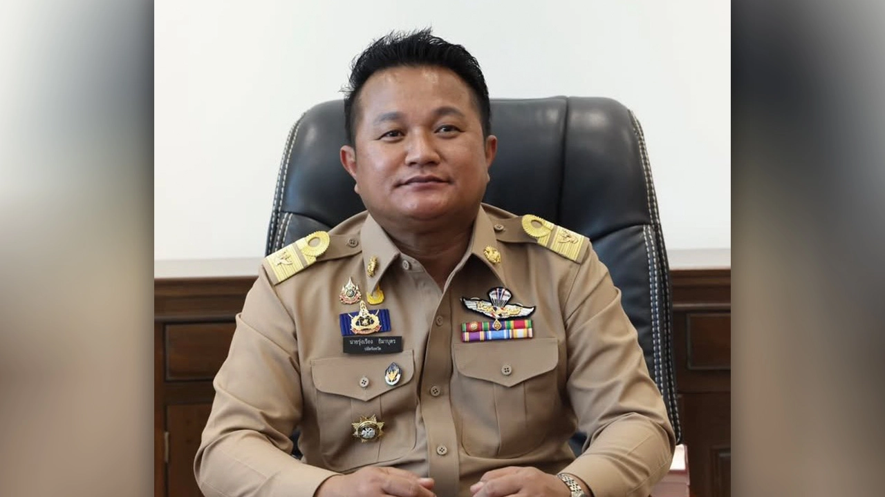 รวบตัว 'รุ่งเรือง' ปลัดจังหวัดภูเก็ต ปมเรียกรับเงินวิ่งเต้นสอบบรรจุข้าราชการ