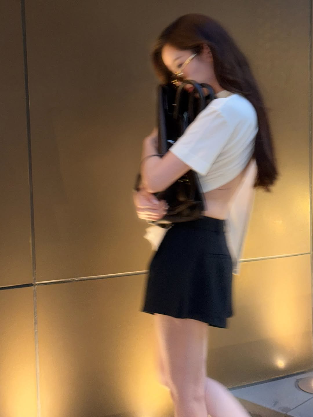ณิชา ณัฏฐณิชา อวดลุคสบายๆ แต่แฝงความแซ่บ เผยรอยสักใหม่สุดเก๋ที่แผ่นหลัง