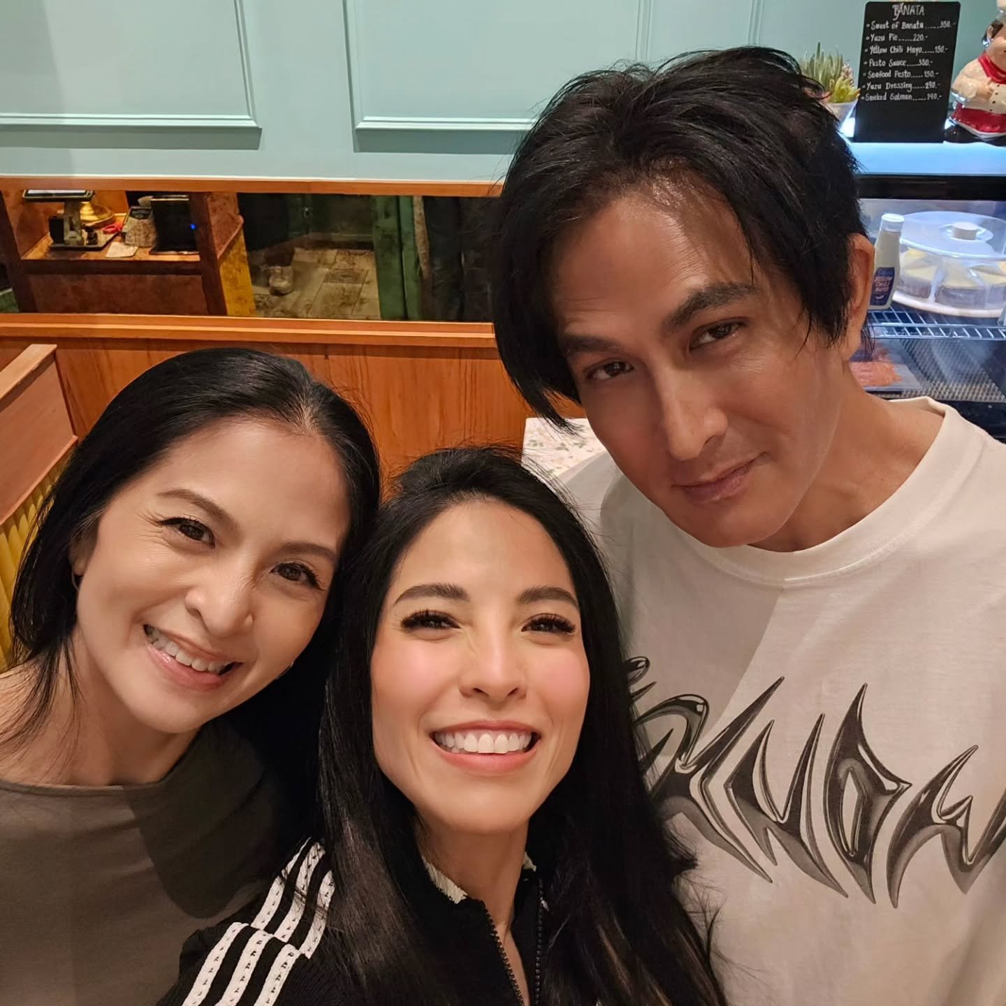พีท ทองเจือ จัดงานฉลองวันเกิดสุดอบอุ่น ให้คุณแม่นิธิกานต์ในวัย 80 ปี