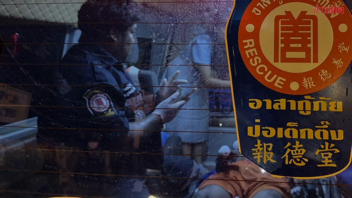 เปิดก่อนได้เลือด! หนุ่มเมาคว้าสปาต้าหวังฟันคู่อริ สุดท้ายพลาดท่าถูกแทงเจ็บปางตาย