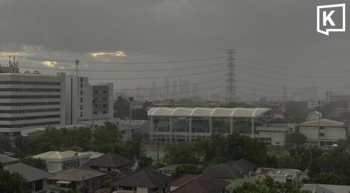 กรมอุตุฯ เตือนภัยอิทธิพลพายุ 'บาบี' ทำฝนตกหนัก-คลื่นลมแรงทั่วไทยถึง 15 ก.ค. นี้