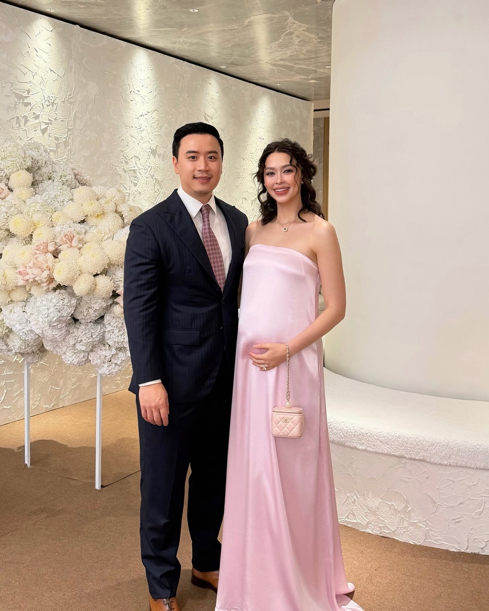 แพทริเซีย ควงสามีร่วมยินดีงานแต่ง ณเดชน์-ญาญ่า ภาพสวยเลอค่าจนแฟนคลับแห่ชื่นชม