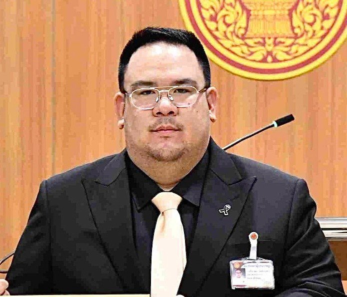 เกษตรกรผวา! นโยบายนำเข้าสัตว์ปีกจากจีน จับตาบทบาท 'สุริยะ' พร้อมตั้งคำถามถึงบิ๊กข้าราชการ