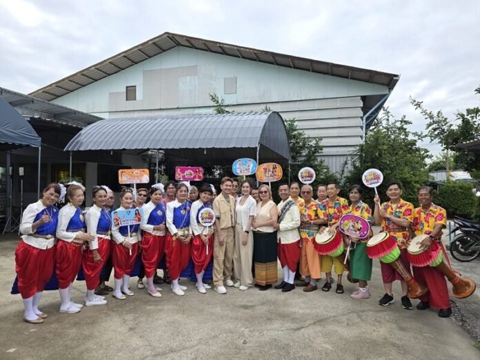เปิดชีวิต 2 ปี หลิง-ออม พร้อมเจาะลึก 2 ธุรกิจส่วนตัวสุดเอ็กซ์คลูซีฟในตีท้ายครัว