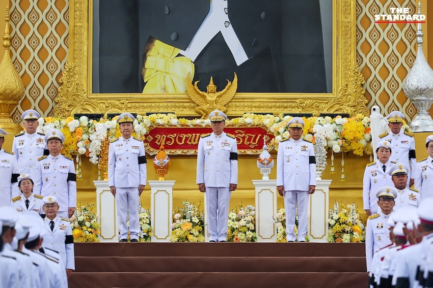 นายกฯ อนุทิน นำคณะรัฐมนตรีทำบุญตักบาตรถวายพระราชกุศล เนื่องในโอกาสวันเฉลิมพระชนมพรรษา 28 กรกฎาคม 2569