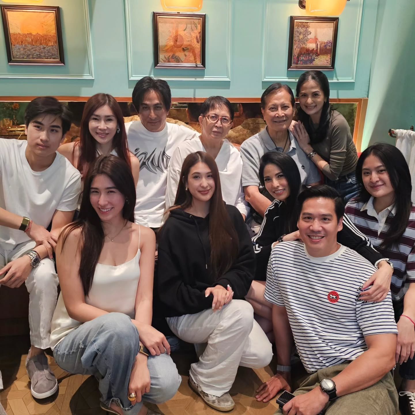 พีท ทองเจือ จัดงานฉลองวันเกิดสุดอบอุ่น ให้คุณแม่นิธิกานต์ในวัย 80 ปี