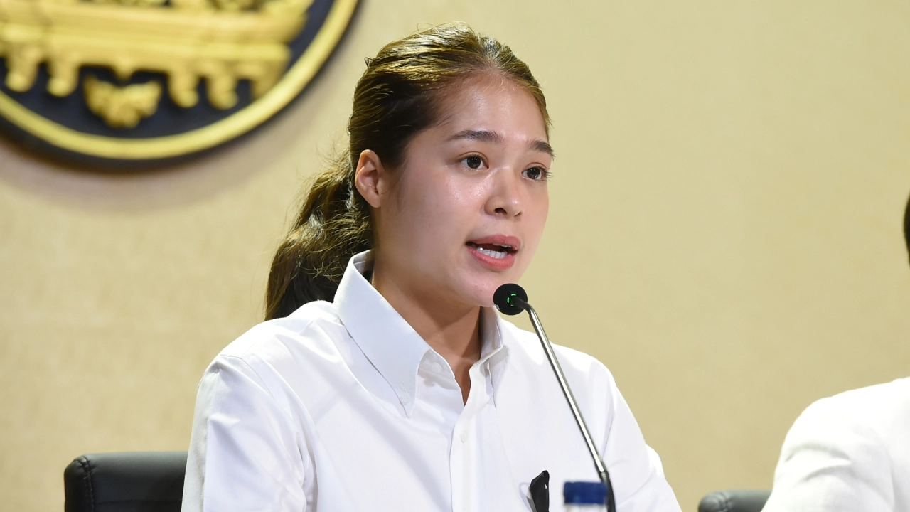รัฐบาลย้ำกัญชาไม่เสรี คุมเข้มขายช่อดอกต้องมีใบสั่งแพทย์ ฝ่าฝืนส่งออกโทษคุก 10 ปี
