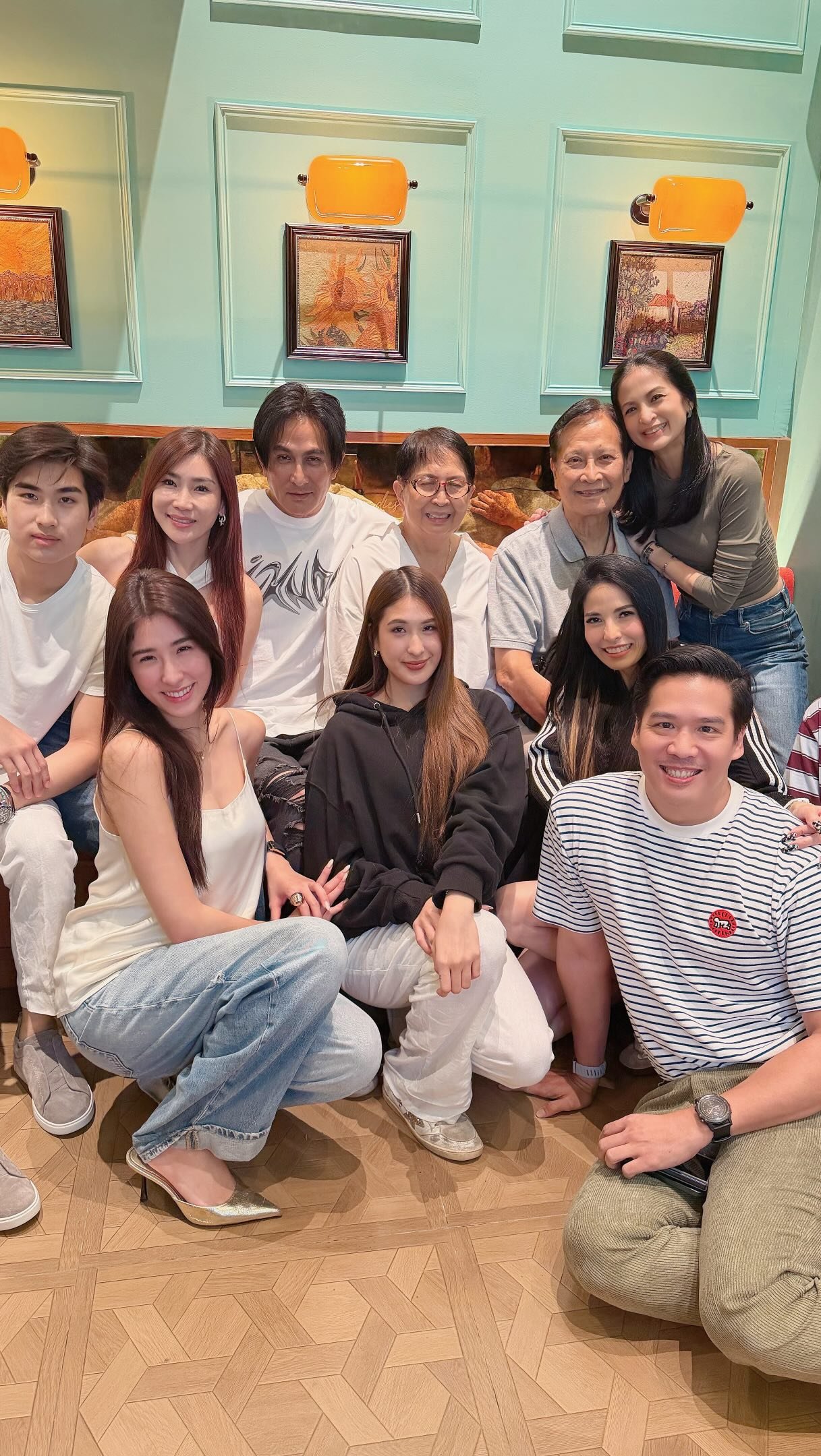 พีท ทองเจือ จัดงานฉลองวันเกิดสุดอบอุ่น ให้คุณแม่นิธิกานต์ในวัย 80 ปี