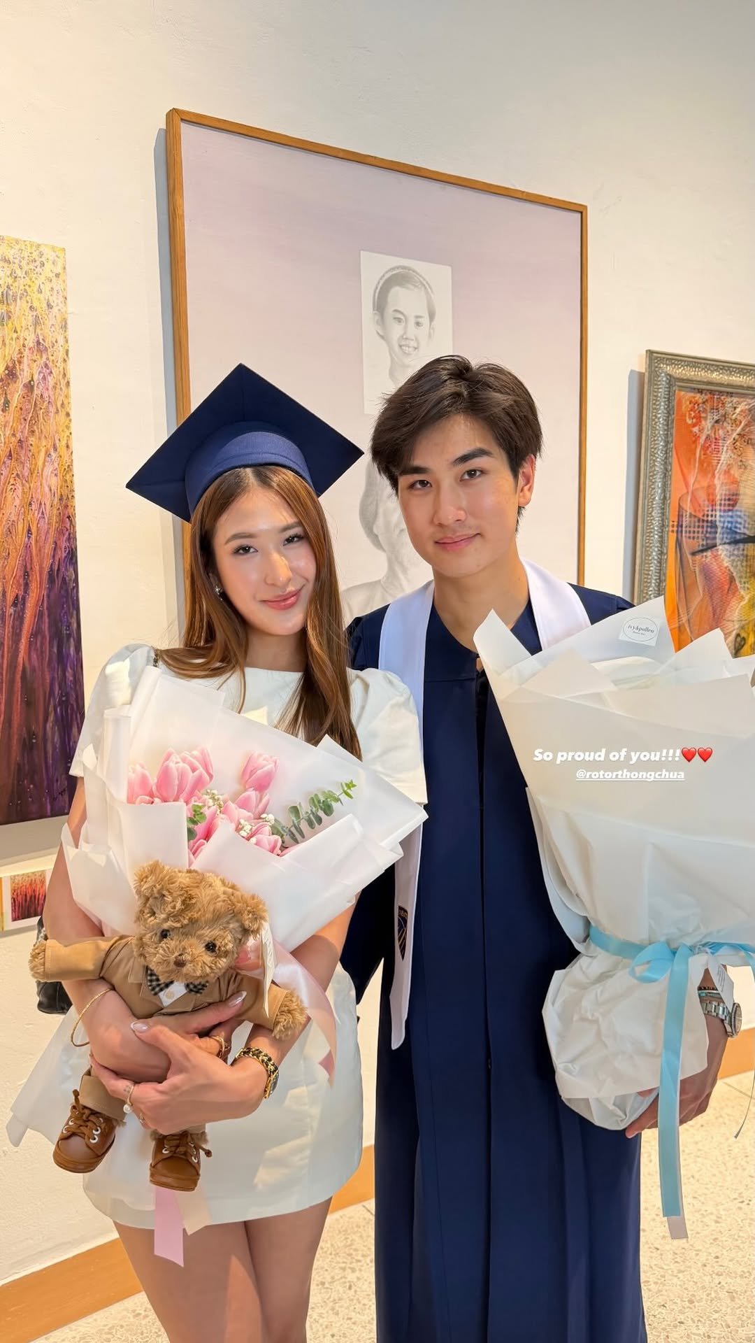 โรเตอร์ ทองเจือ เรียนจบไฮสคูลแล้ว! แตงโม ลูกสาวแจ๊ส ร่วมเฟรมแสดงความยินดีสุดหวาน