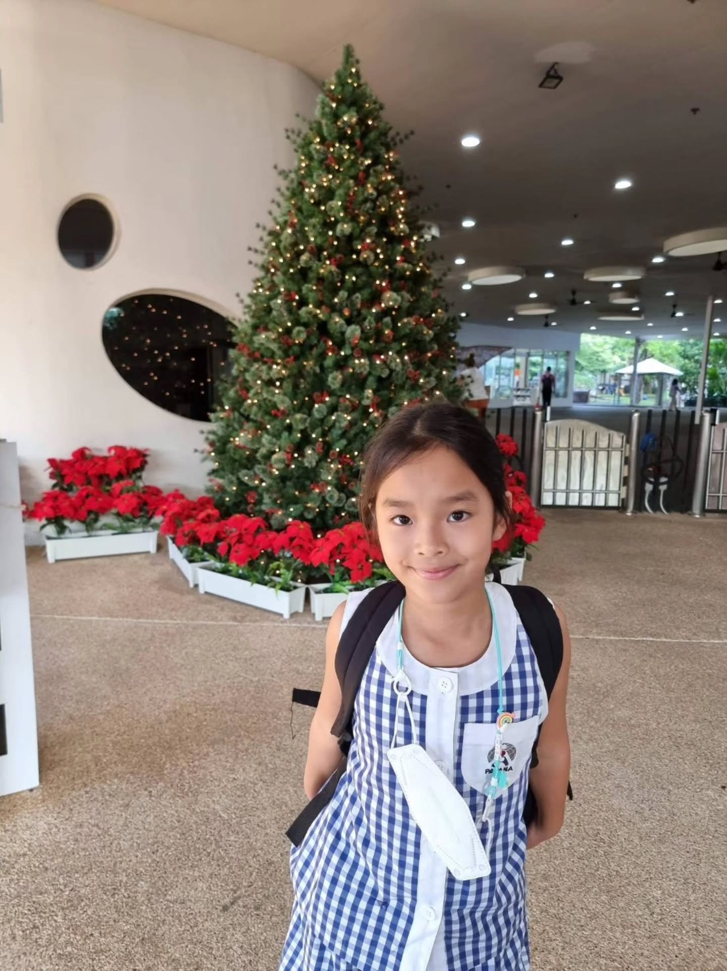 แอฟ ทักษอร โพสต์ภาพเปิดเทอม น้องปีใหม่ ทำแฟนคลับตะลึงความสูงพุ่งพรวด