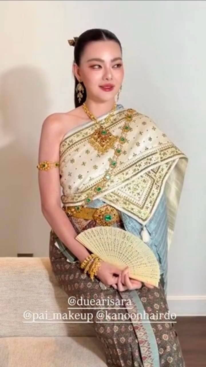 ดิว อริสรา สวมชุดไทยสุดสง่า แฟนคลับแห่ชมความงดงามสะกดสายตา