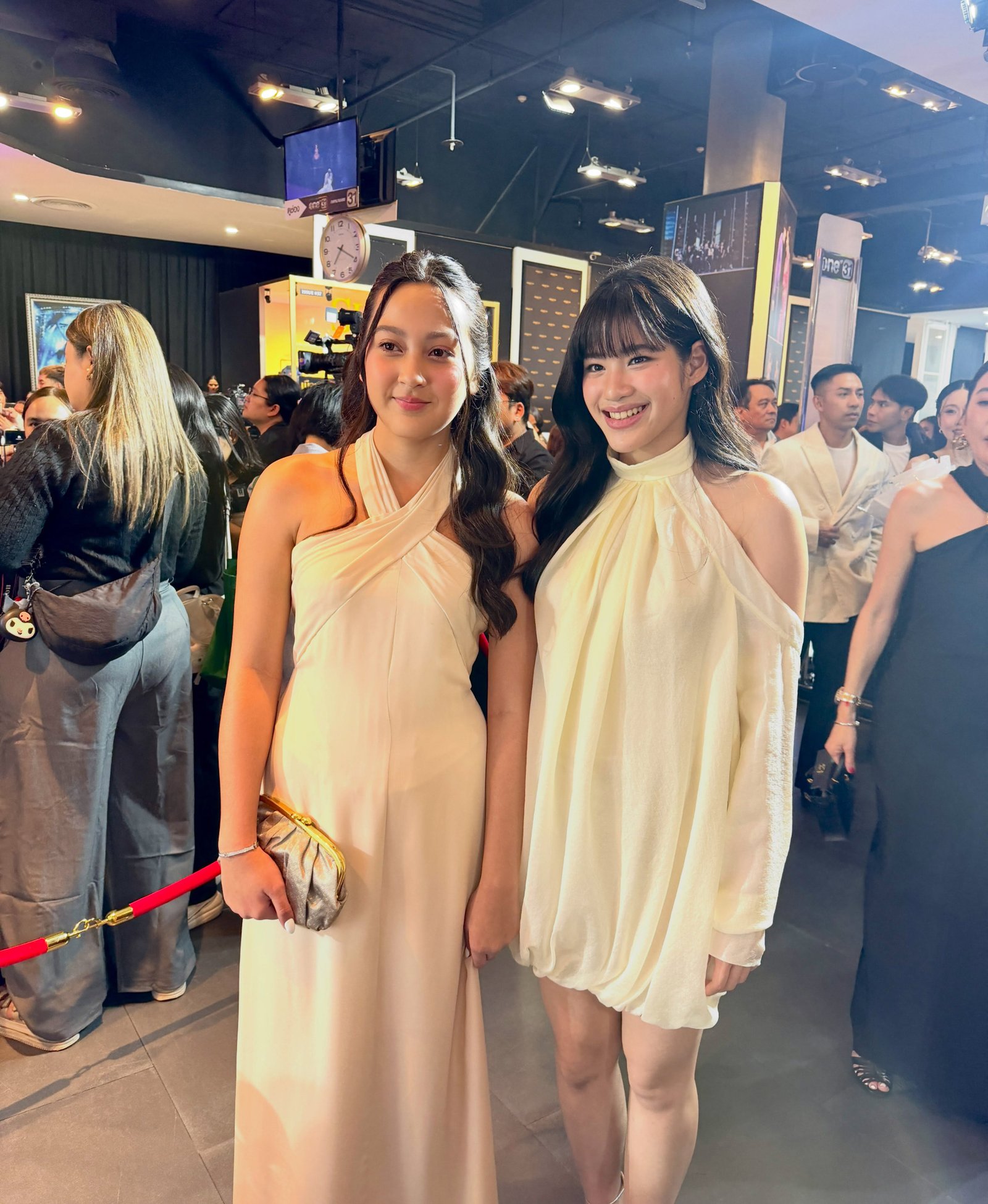 ย้อนวันวาน แหม่ม คัทลียา-อ้อม พิยดา กับภาพความทรงจำ น้องเนสซี่-น้องนาวา ที่โตเป็นสาวแล้ว