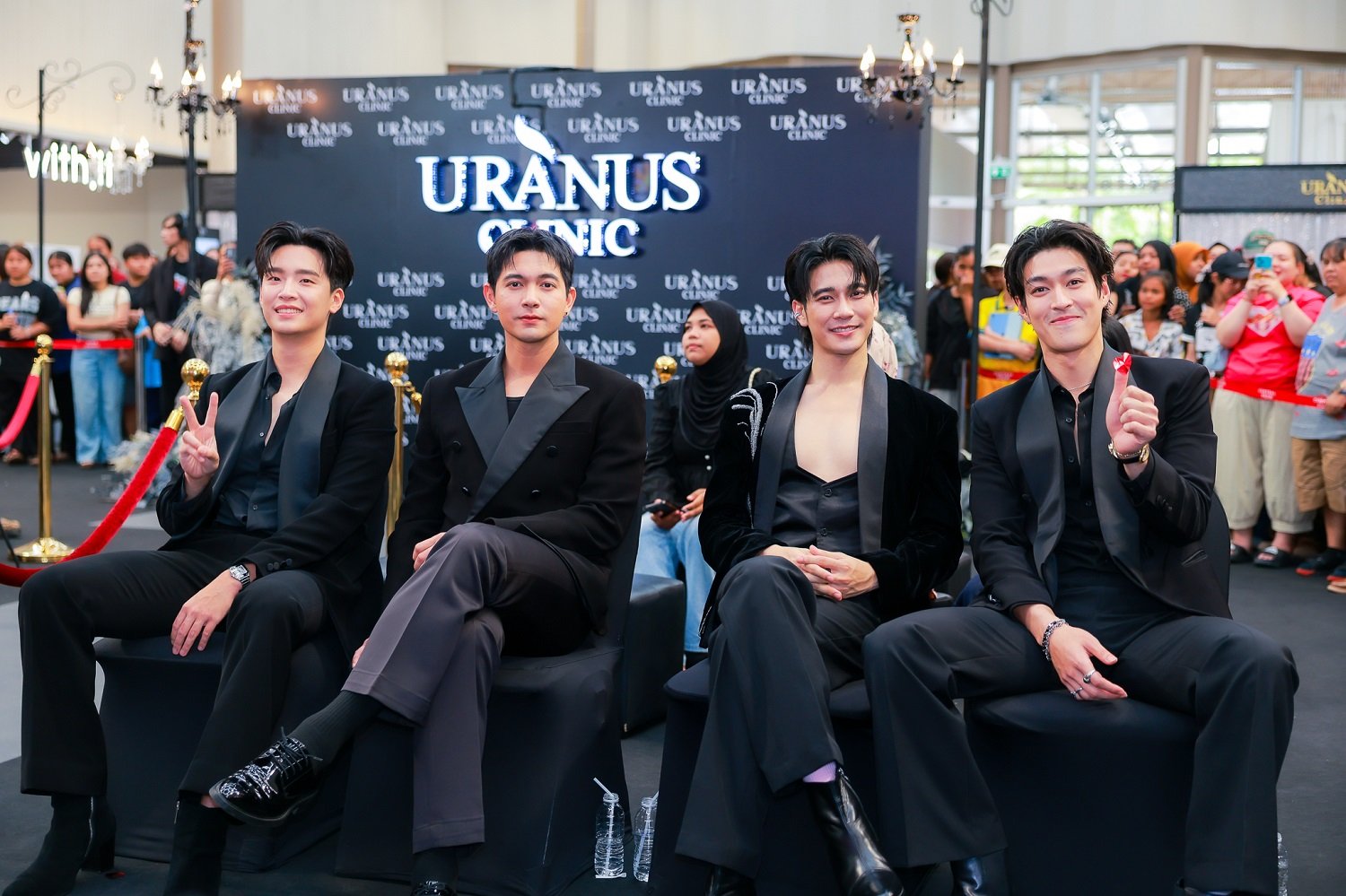 ทัพดาราบุกกระบี่! เอมมี่-จุง-ดัง นำทีมฉลองเปิด Uranus Clinic สาขาใหม่สุดยิ่งใหญ่