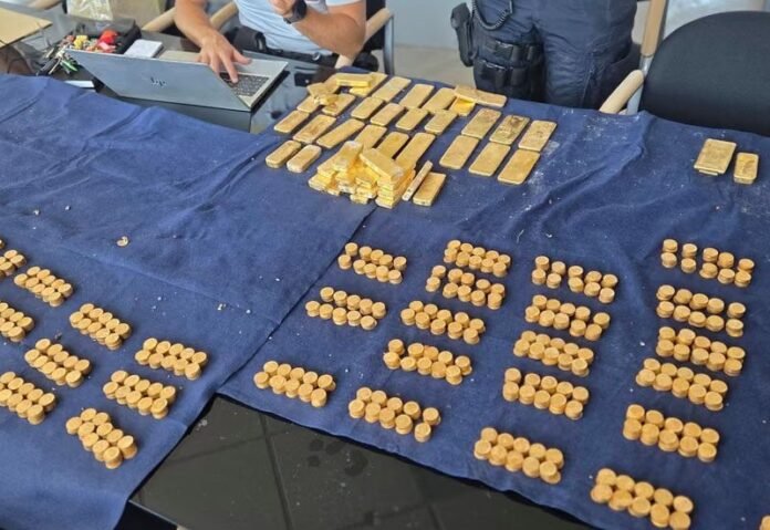 ฮือฮา! คนงานเบลเยียมขุดพบขุมทรัพย์ทองคำมูลค่ากว่า 342 ล้านบาทซ่อนในกำแพง