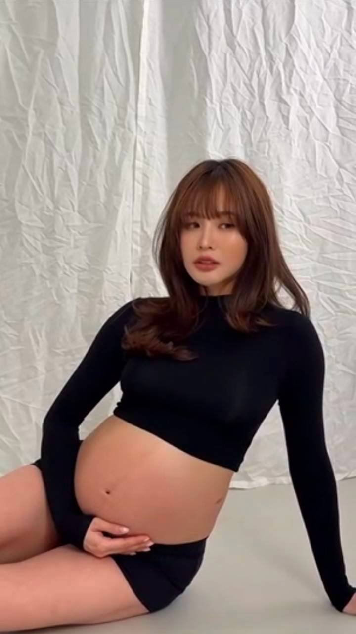 มายด์ ลภัสลัล สลัดลุคคุณแม่ตั้งครรภ์ ถ่ายแบบสุดปังออร่าจับทุกองศา