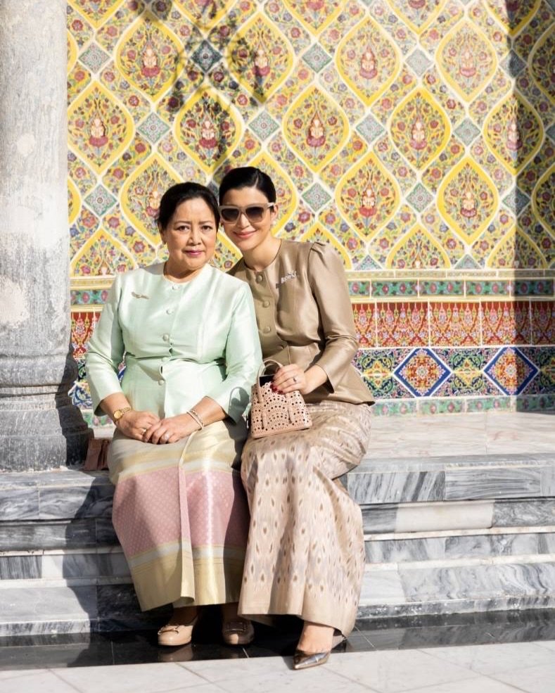 เอมมี่ มรกต สูญเสียคุณแม่สุดที่รัก โพสต์ข้อความอาลัยซึ้งถึงเวลาพักผ่อน