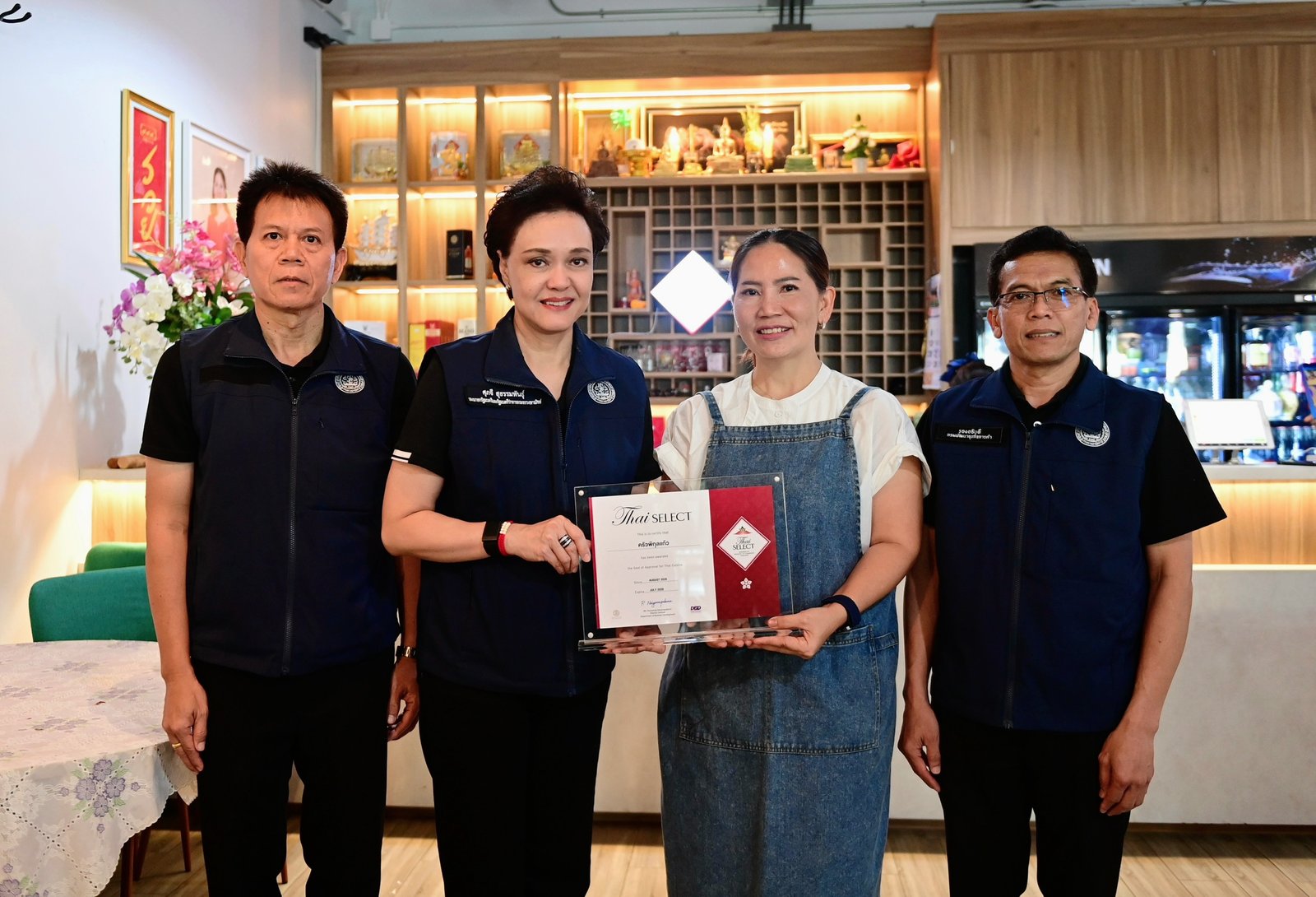 รองนายกฯ ลงพื้นที่ศรีสะเกษ ตรวจเยี่ยมร้านอาหารมาตรฐาน Thai SELECT