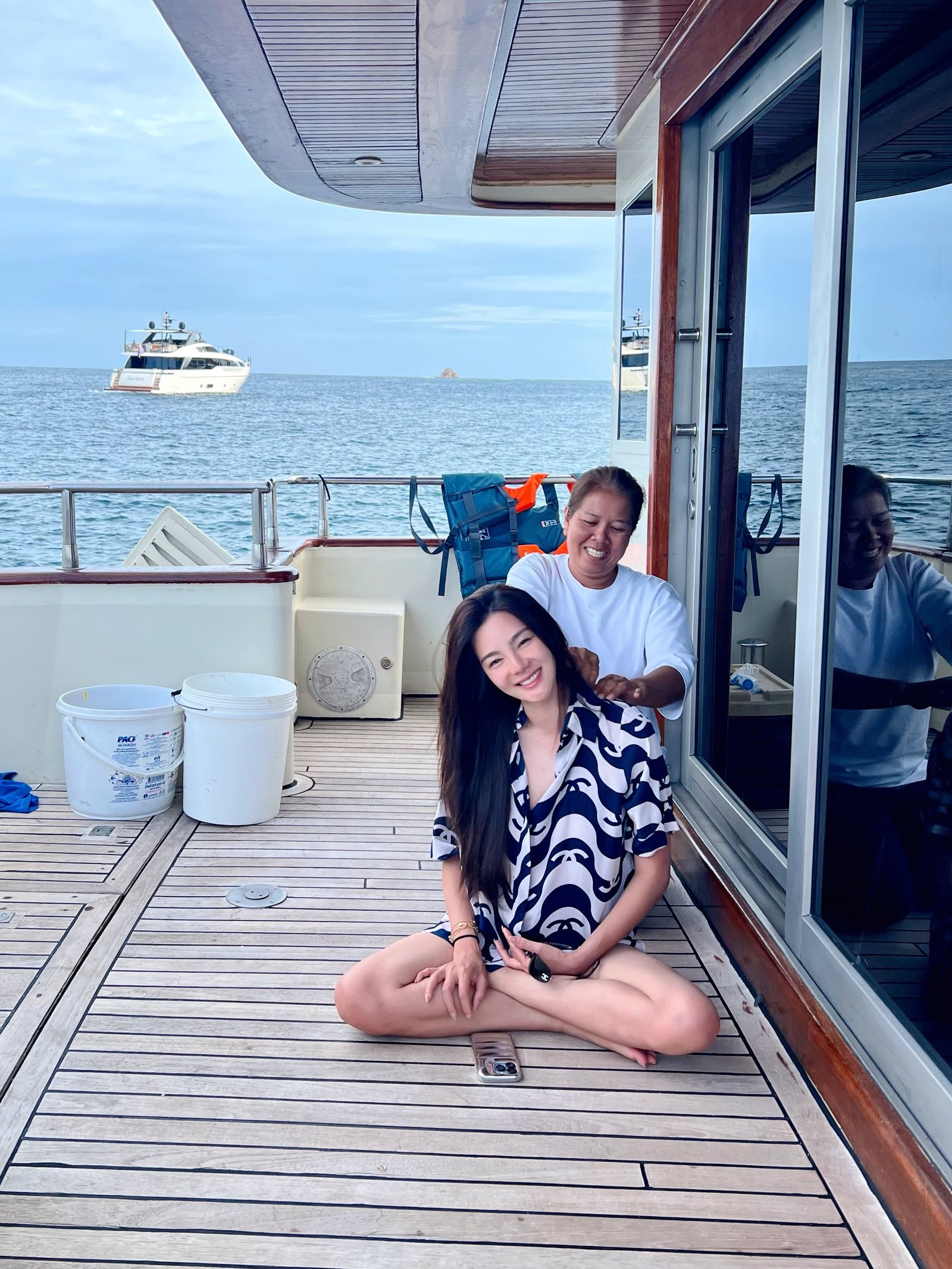 ดิว อริสรา โชว์หวานควง วู้ดดี้ ล่ำซำ สวีทริมหาด ท่ามกลางข่าวลือลุ้นข่าวดี