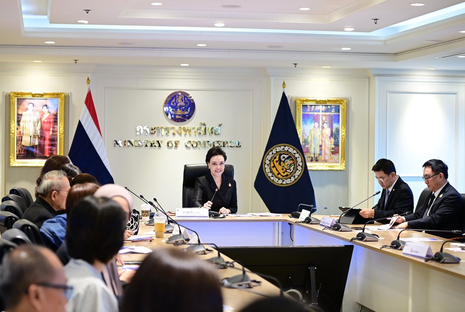 ศุภจี สุธรรมพันธุ์ แถลงผลงาน 90 วัน กระทรวงพาณิชย์ ชูความสำเร็จขับเคลื่อนเศรษฐกิจ
