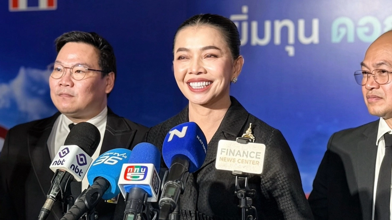 “สุขสมรวย” ลุยแผนปี 70 อัดฉีดเงินค้างท่อ 3.4 พันล้าน กระตุ้นเศรษฐกิจฐานราก