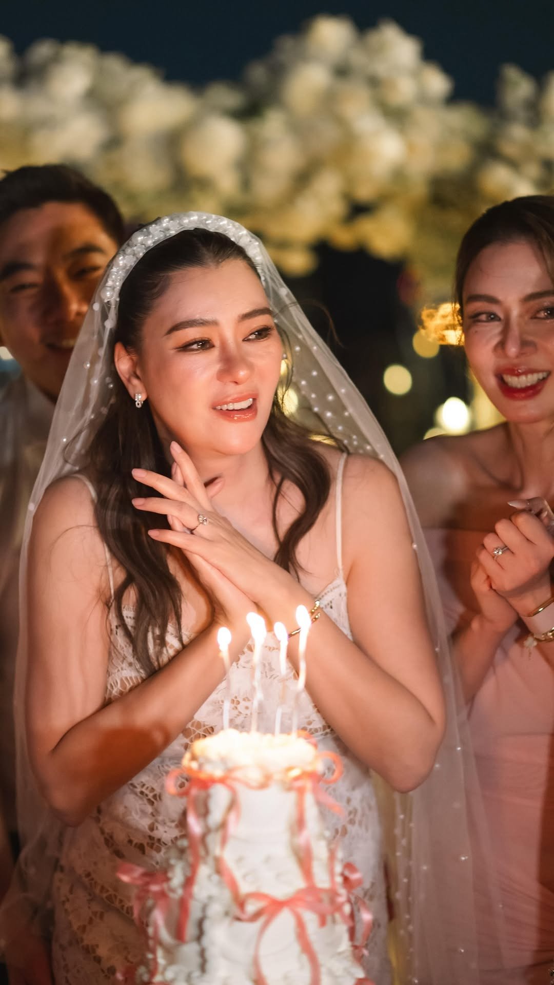 โอ๋ ภัคจีรา สลัดลุคใหม่เตรียมสละโสด อวดภาพสวมชุดเจ้าสาวสุดสง่า