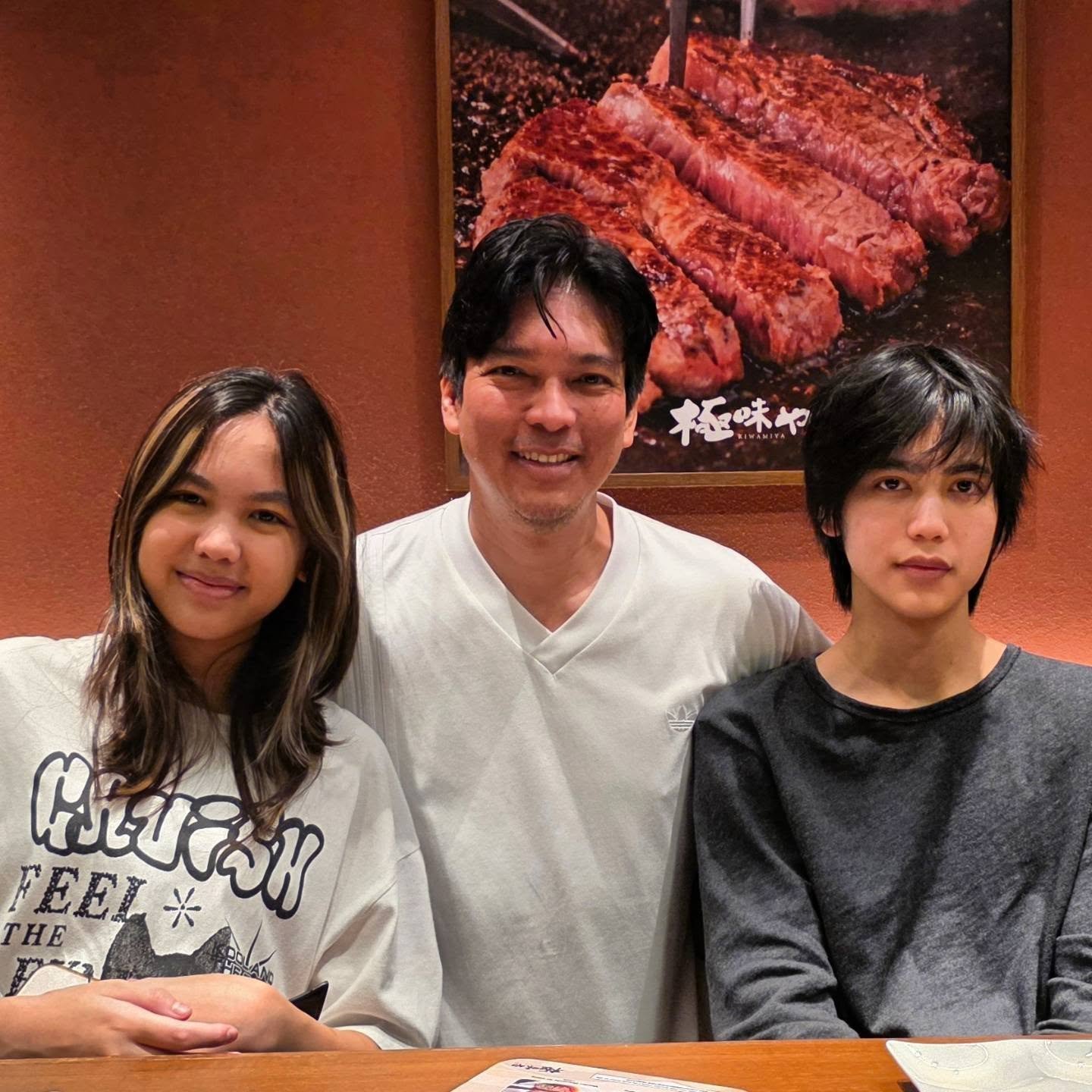 เปิดภาพล่าสุด พิพ-ธรณ์ธันย์ ลูกชาย ปิ๊บ รวิชญ์ เผยความหล่อฉายแววหนุ่มเต็มตัว
