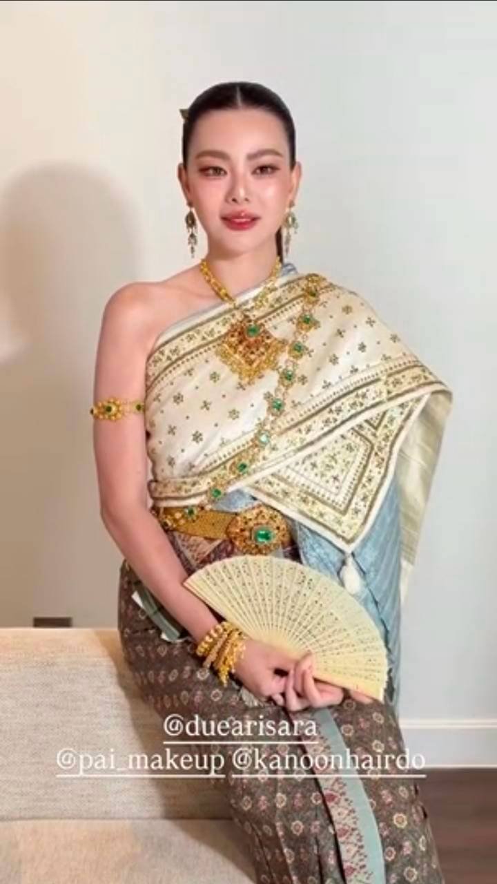 ดิว อริสรา สวมชุดไทยสุดสง่า แฟนคลับแห่ชมความงดงามสะกดสายตา