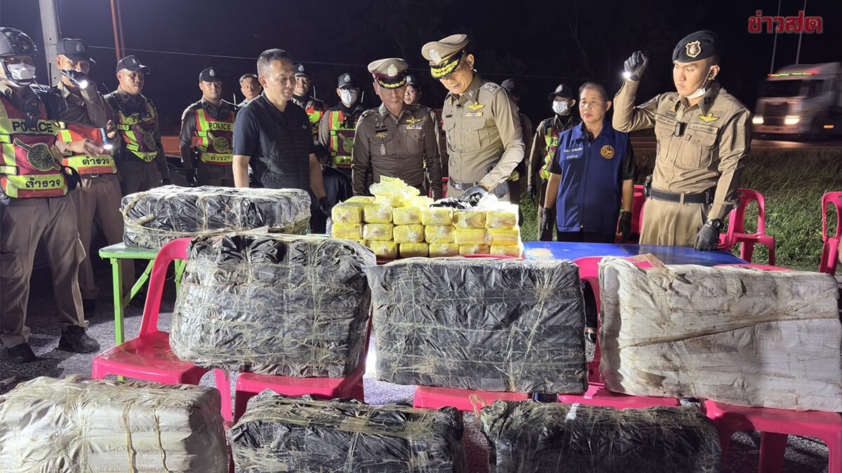 ตำรวจโคราชสกัดจับกระบะขนยาบ้า 2.7 ล้านเม็ด สารภาพรับจ้างส่งเอเย่นต์ในพื้นที่