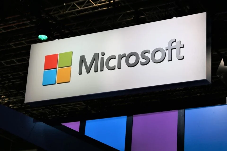 Microsoft ปรับโครงสร้างธุรกิจใหม่ รับยุค AI เหลือ 2 กลุ่มหลัก
