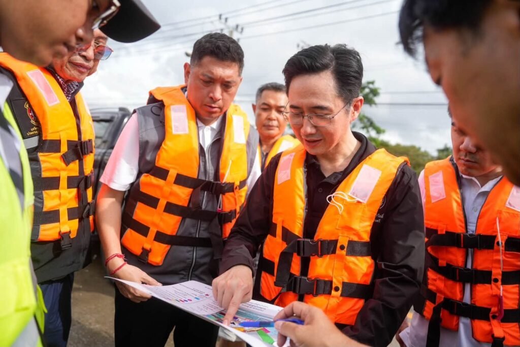 ยศชนัน ผนึกกำลังพันธมิตรเปิดตัว 'อาสาโดรนกู้ภัย' เร่งส่งเสบียงช่วยผู้ประสบภัยน้ำท่วม