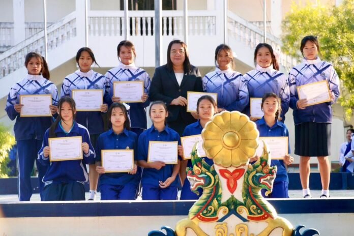 สันทรายวิทยาคมจัดทัพนักตบชาย-หญิง ลุยศึกวอลเลย์บอลเยาวชน PMYC