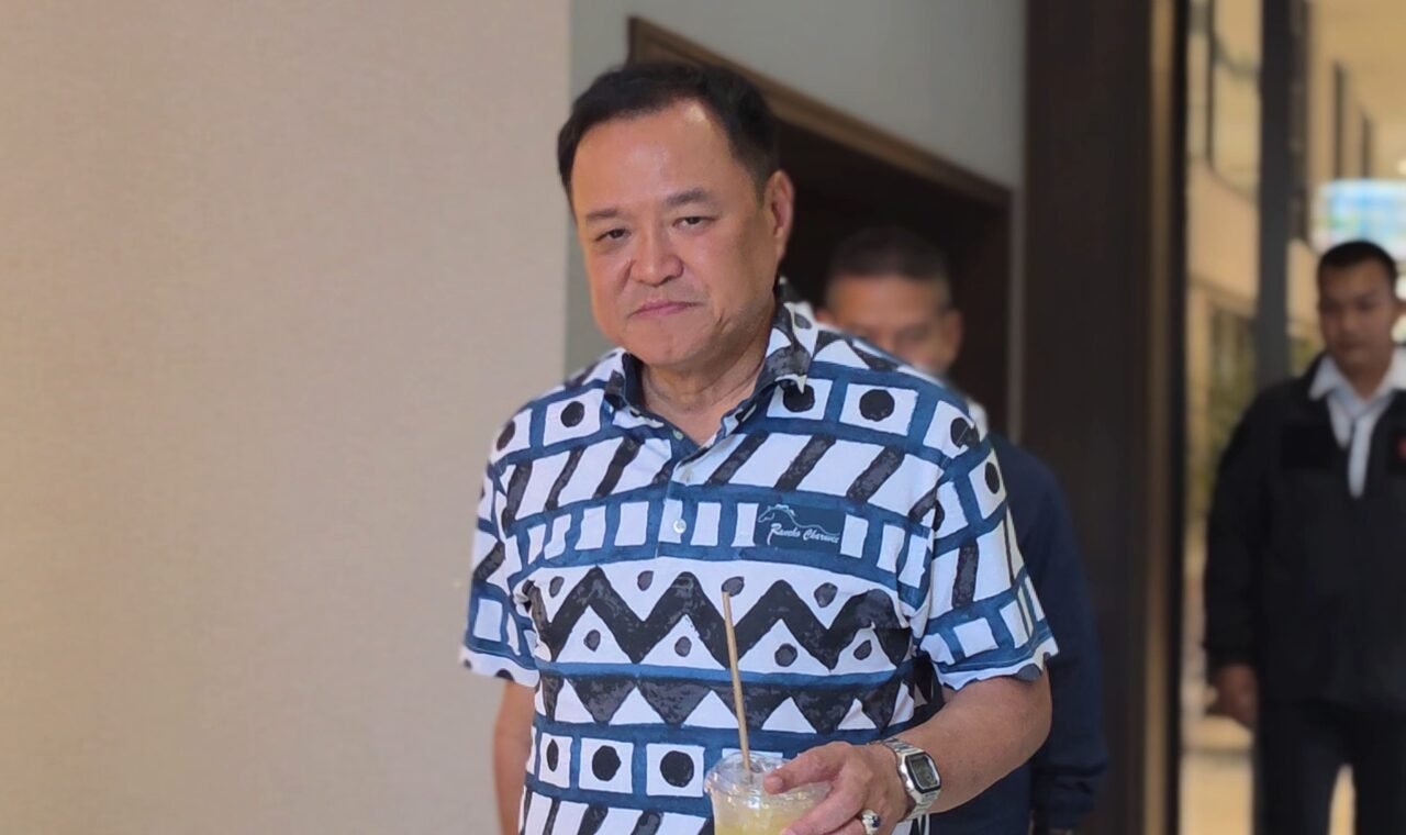 อนุทิน เรียกประชุม สส.ภูมิใจไทย ติวเข้มรับมืออภิปรายงบฯ ปี 70