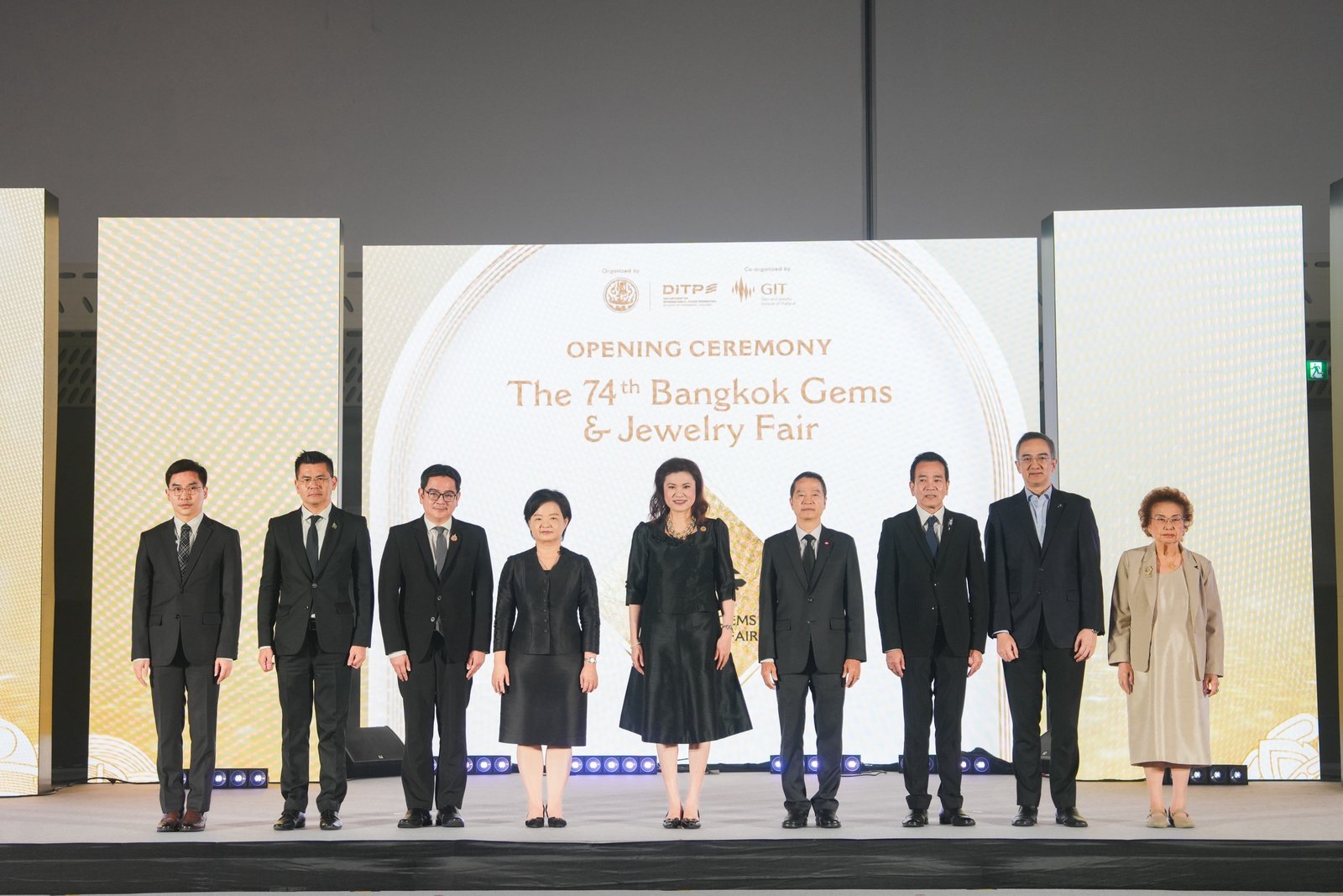 กระทรวงพาณิชย์เปิดงาน Bangkok Gems and Jewelry Fair ครั้งที่ 74 อย่างยิ่งใหญ่
