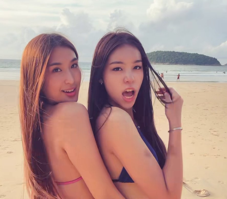 มิย่า-แตงโม เพื่อนสนิทโรเตอร์ อวดความสดใสท้าแดดริมทะเล