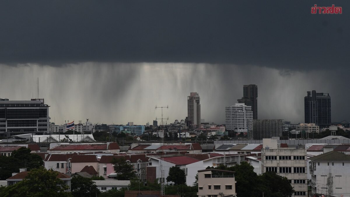 กรมอุตุฯ ประกาศเตือน 46 จังหวัดรับมือฝนตกหนัก รวมถึงกรุงเทพฯ เฝ้าระวังน้ำท่วมฉับพลัน