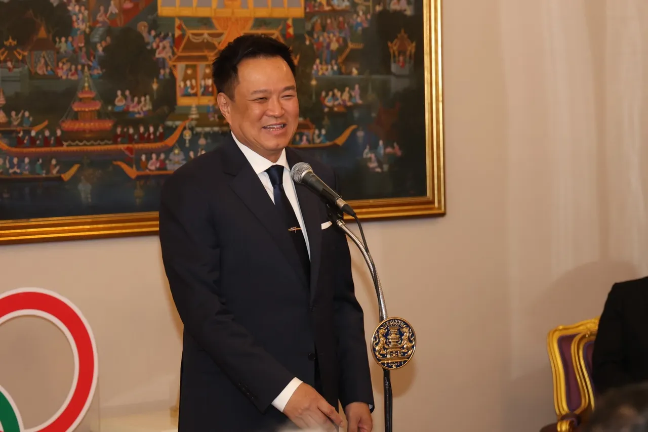 นายกฯ อนุทิน เปิดทำเนียบต้อนรับทัพวอลเลย์บอลหญิงไทย มอบเงินรางวัล 14.7 ล้านบาท
