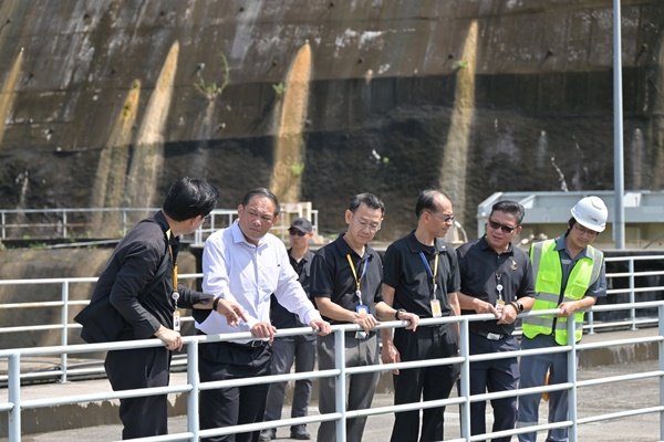 กฟผ. เกาะติดสถานการณ์น้ำ 2 เขื่อนใหญ่กาญจนบุรี เร่งระบายน้ำเขื่อนวชิราลงกรณรับมือมวลน้ำหลาก